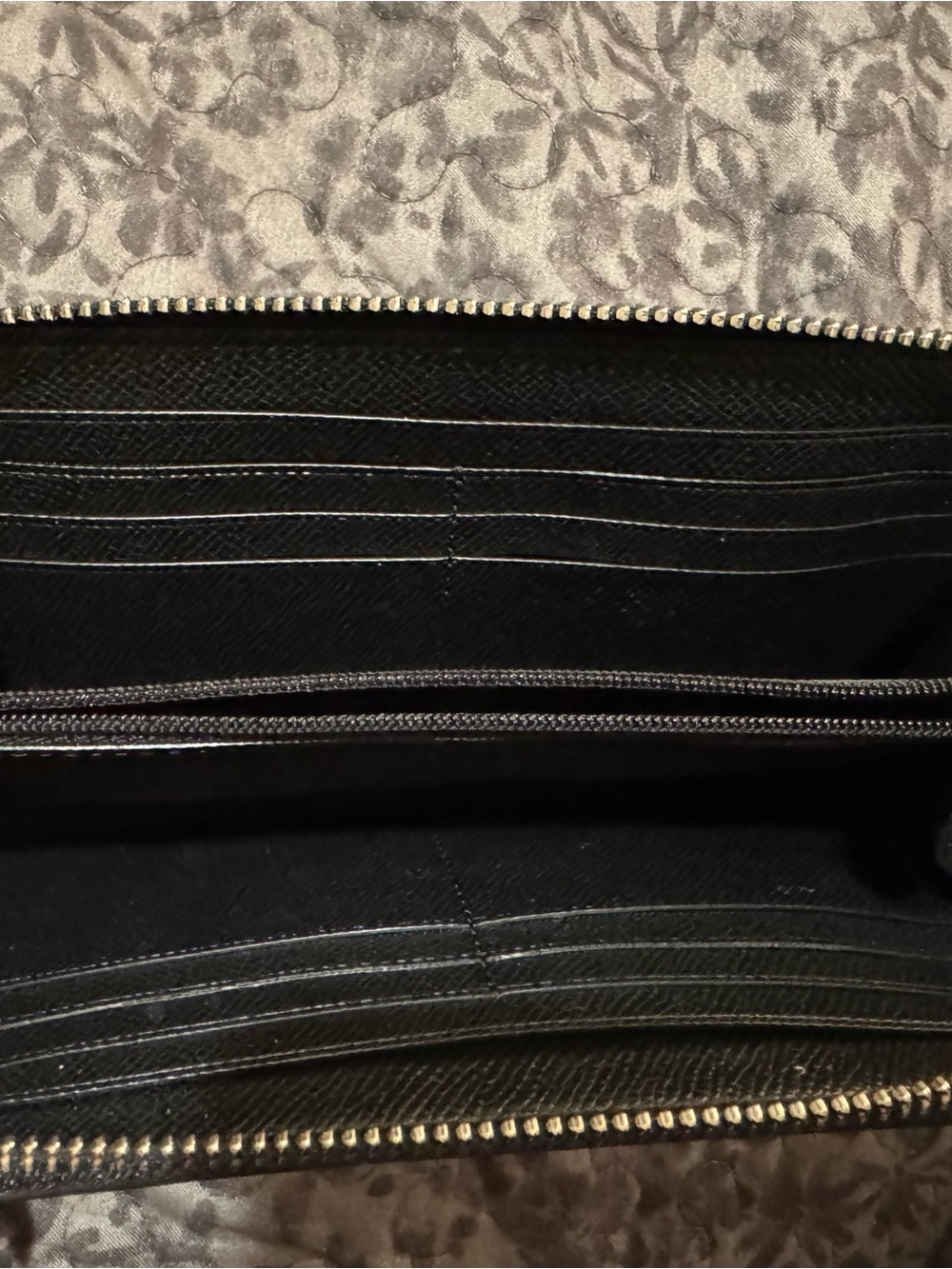 Coach Mickie Black Pebbled Leather Zip-Around Wallwt - Picture 5 of 6
